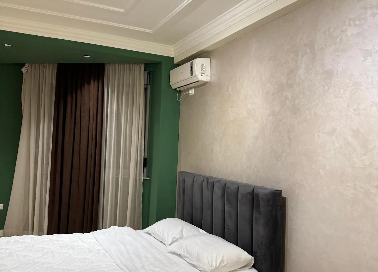 Prayla Luxury Apartment At Condor Center Tirana 0*,