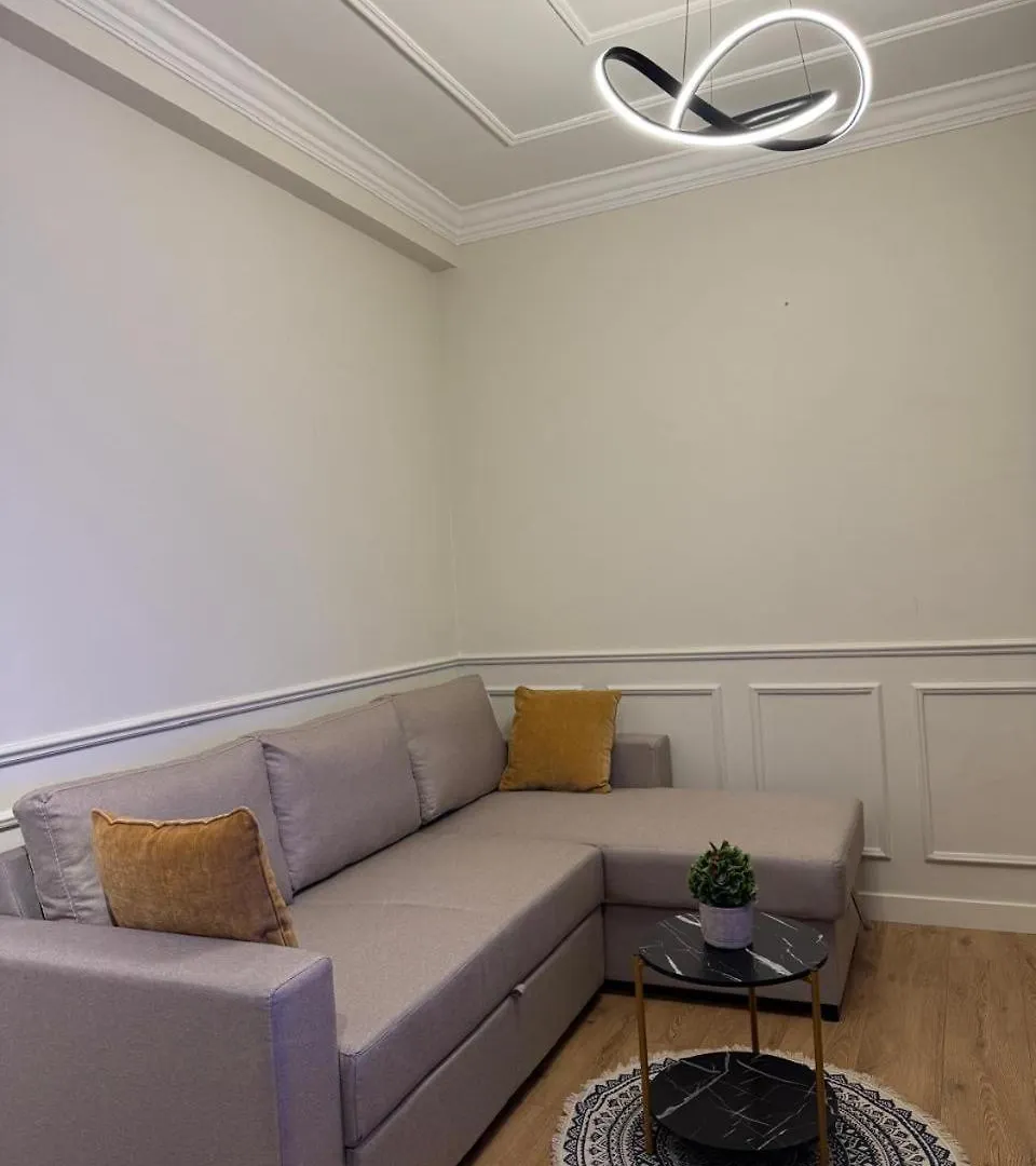 Prayla Luxury Apartment At Condor Center Tirana